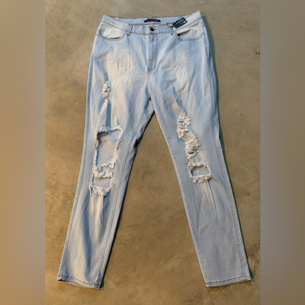 Fashion Nova Jeans